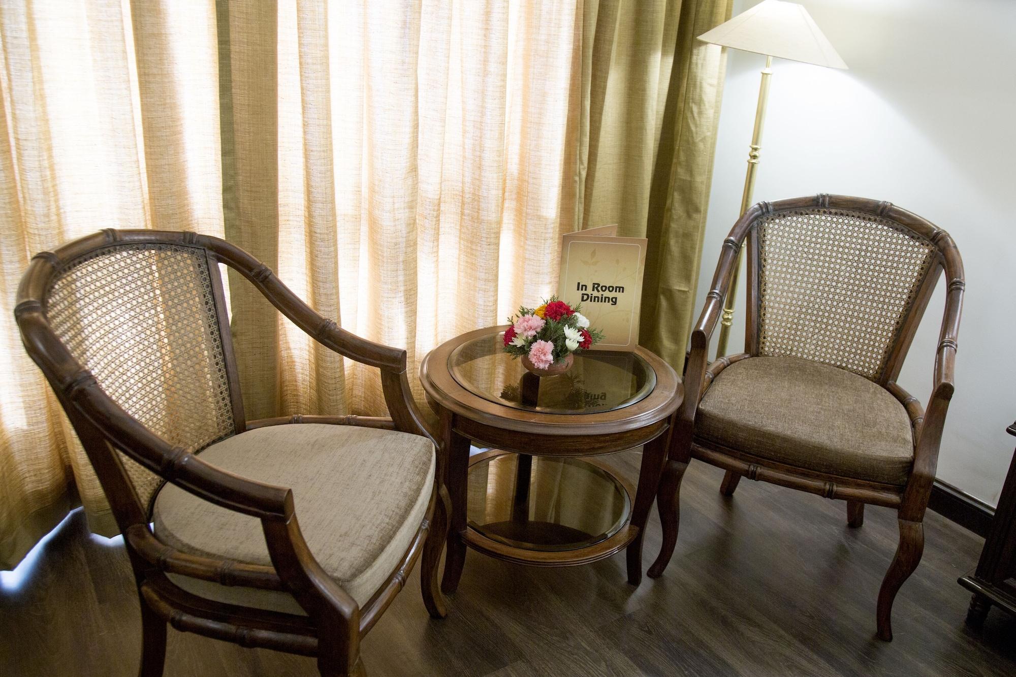 Grand Hotel Katmandou Extérieur photo