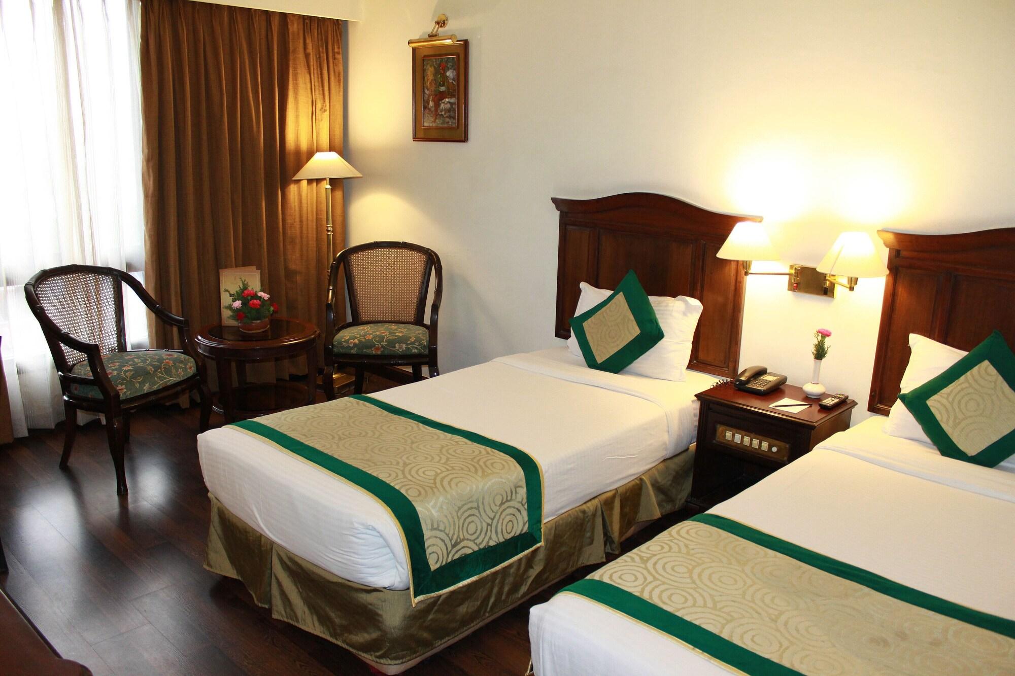 Grand Hotel Katmandou Extérieur photo