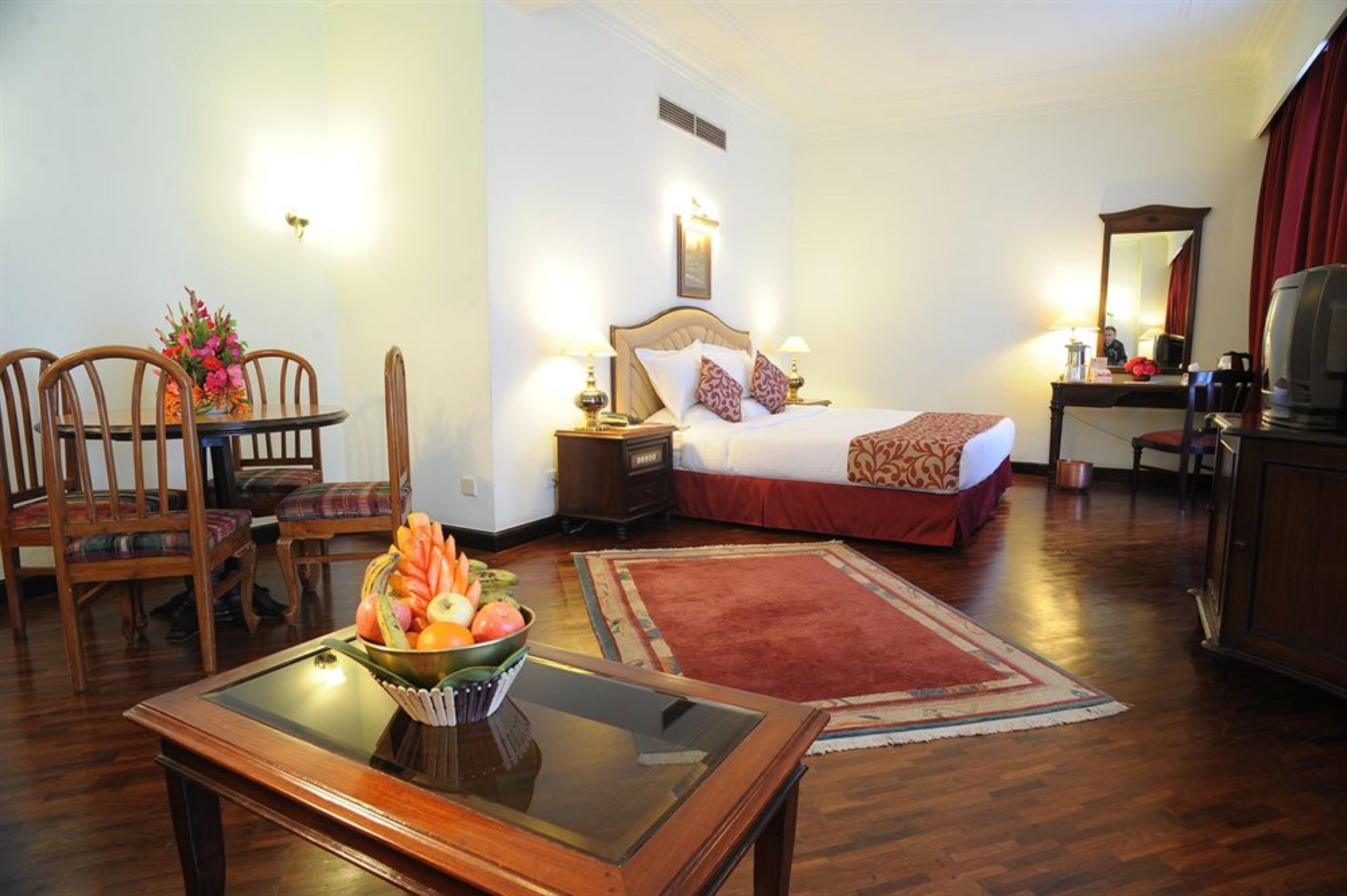 Grand Hotel Katmandou Extérieur photo