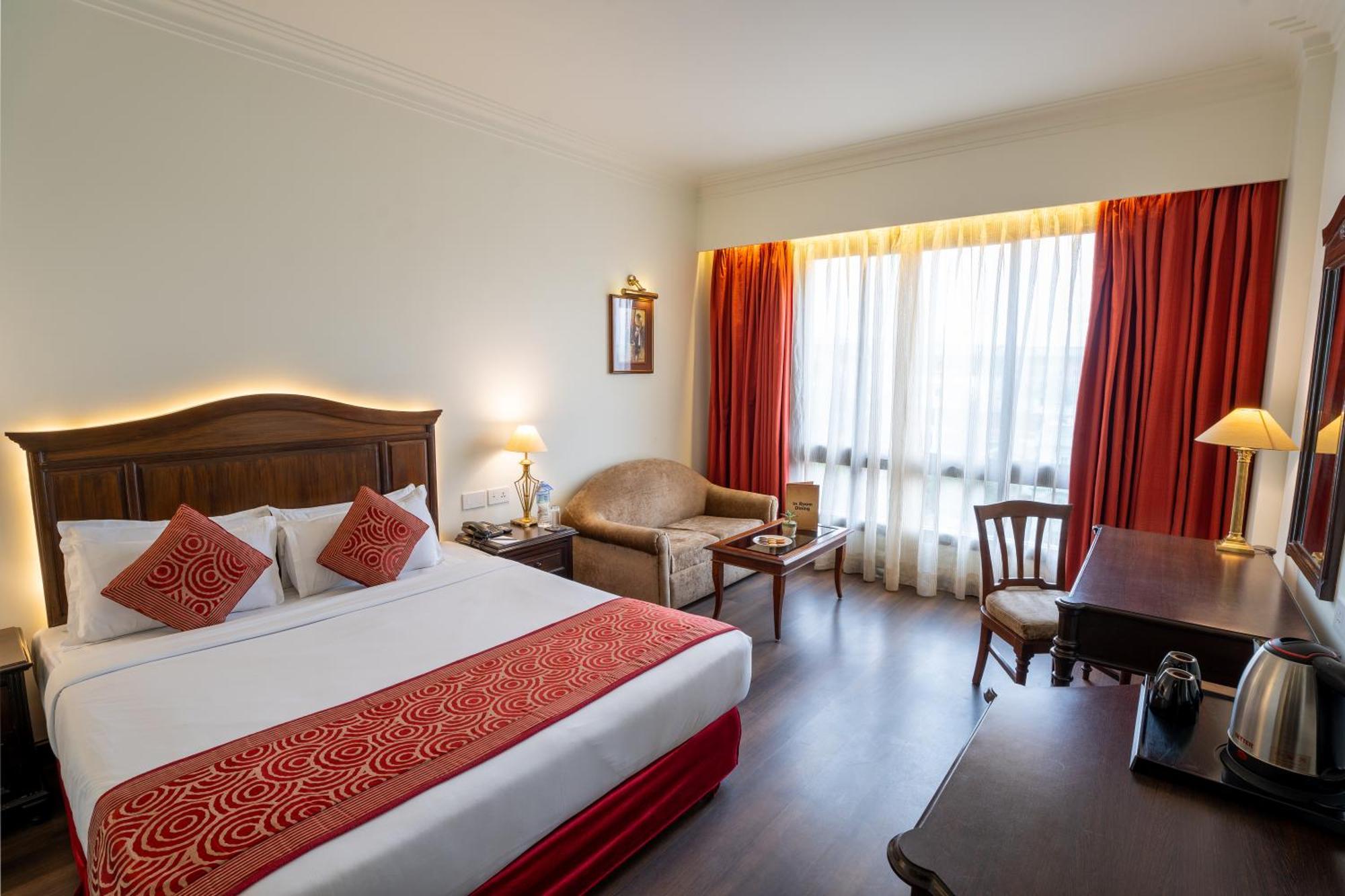 Grand Hotel Katmandou Extérieur photo